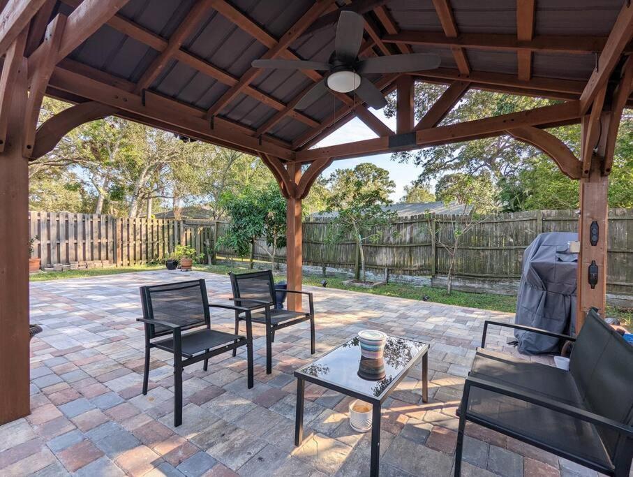 3Bed & 2Bath Property Couple Minutes From Siesta Key Beach & Downtown Sarasota Dış mekan fotoğraf