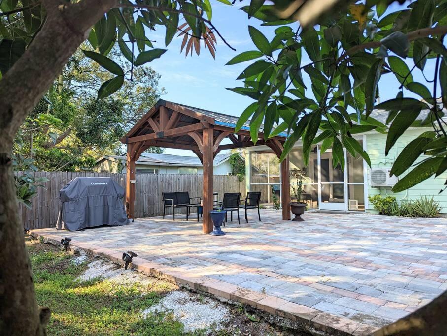 3Bed & 2Bath Property Couple Minutes From Siesta Key Beach & Downtown Sarasota Dış mekan fotoğraf